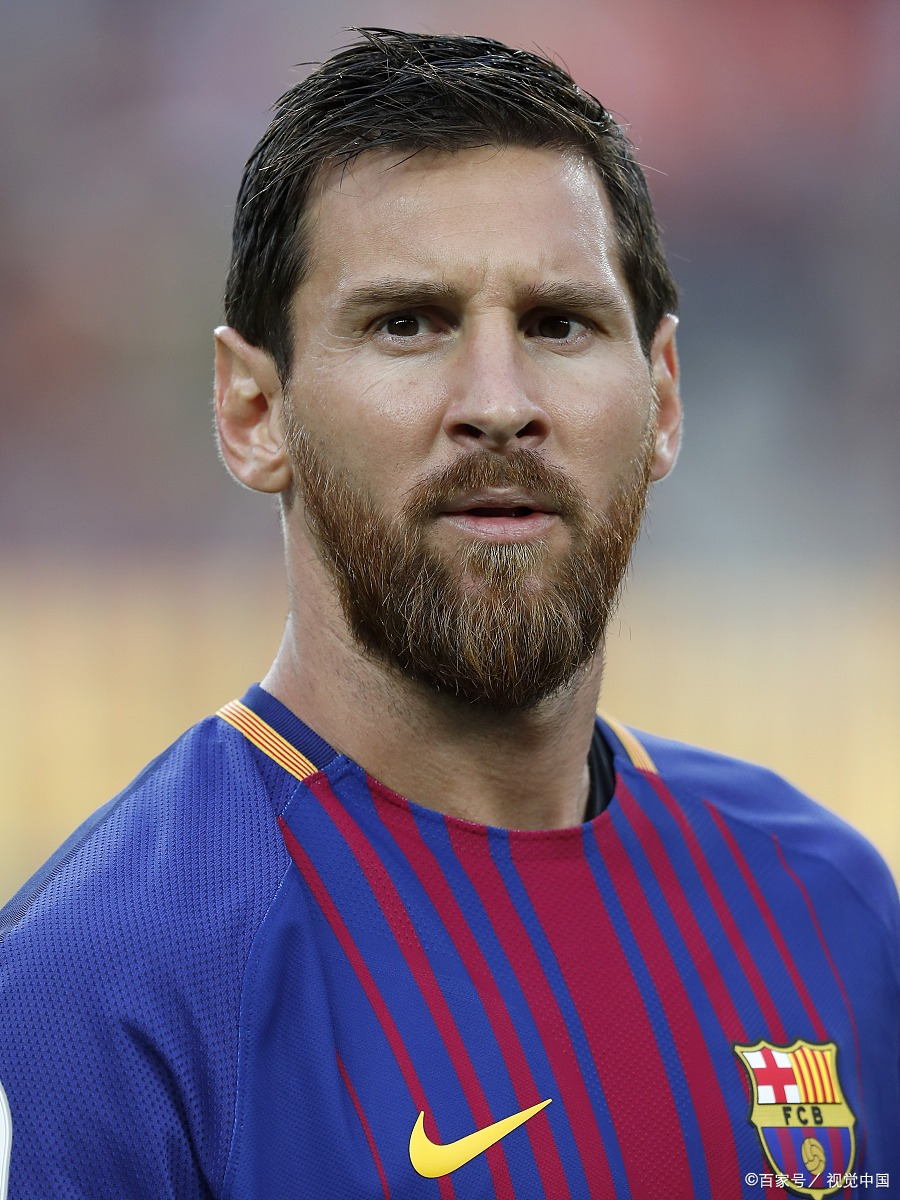  梅西连续十五场比赛得分超过刷新纪录，切尔西不断突破！