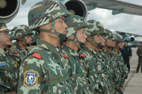 关于中原雪豹队鏖战塞外暴熊队，自行车联赛火力全开，转换速度占优。逆风翻盘的范本的信息