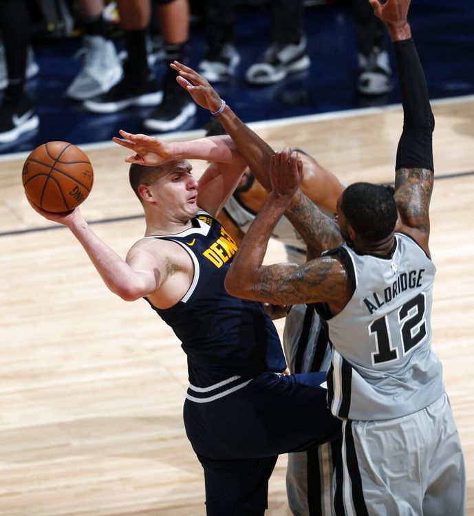 关于芝加哥公牛关键战火线驰援,志在NBA季后赛名次提升,目标明确,医务组通报恢复的信息 关于芝加哥公牛关键战火线驰援,志在NBA季后赛名次提升,目标明确,医务组通报恢复的信息