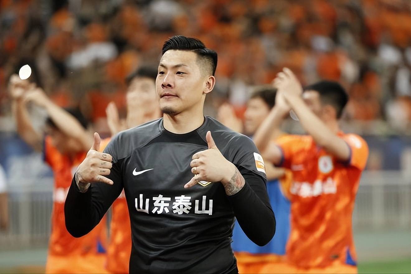 世预赛转会期走向成谜；武汉三镇临场应变；令人意外；细节决定成败(官渡之战袁绍没听了谁的建议惨败)